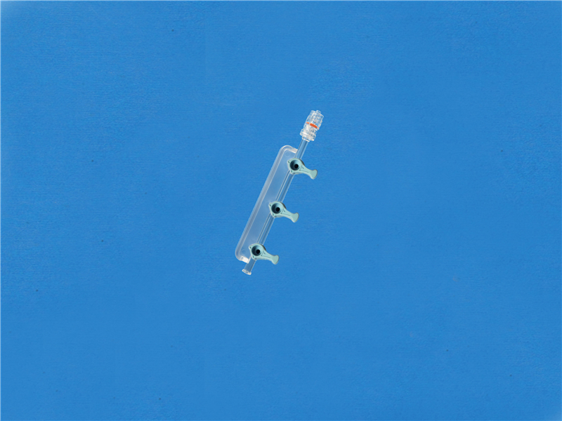 一次性使用醫用連通器， 500psi, 藍鈕, On鈕, 三聯, 無加強筋